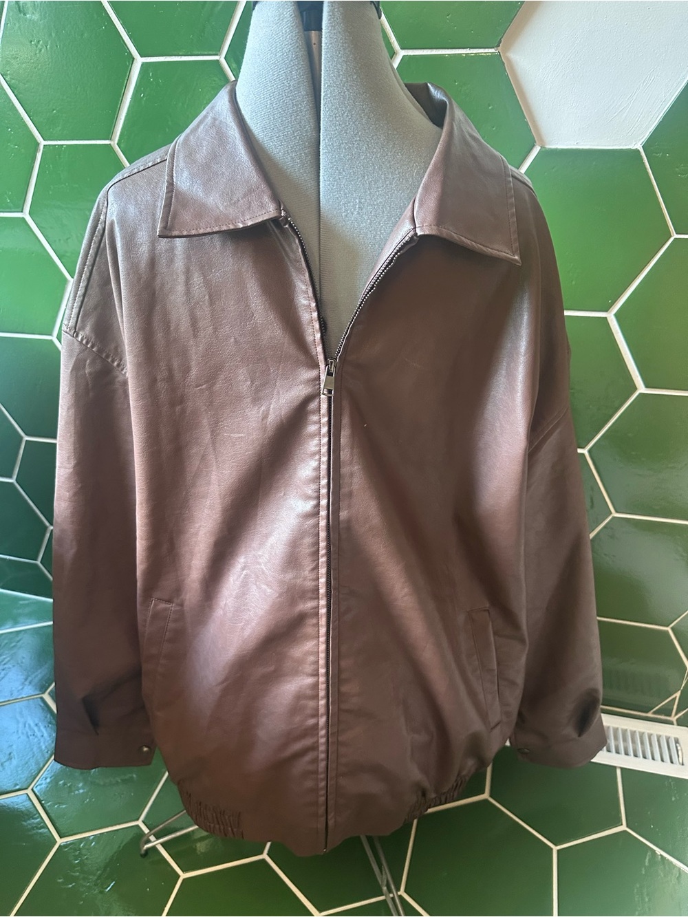 Men's Brown Leather Bomber Jacket - Classic Zip Front